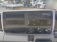 三菱ふそうキャンターアルミバン小型（2t・3t）[写真08]