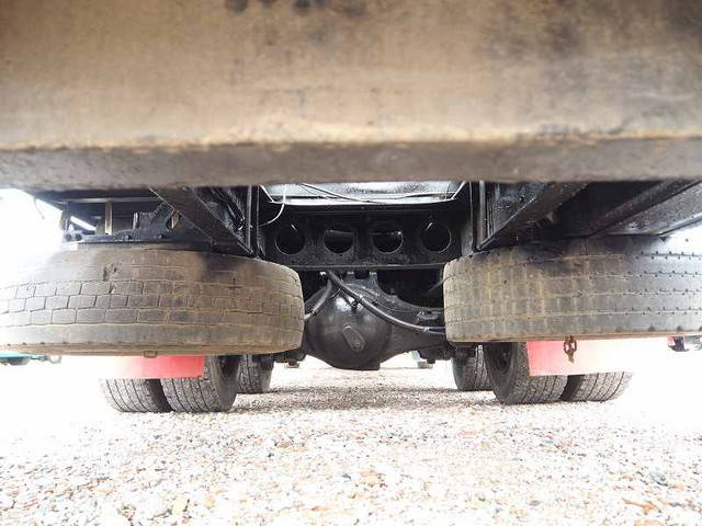 日野レンジャーセルフクレーン4段増トン（6t・8t）[写真22]