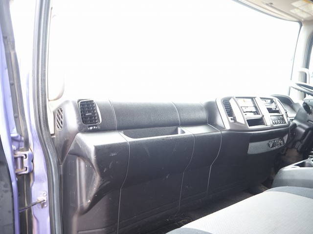 日野レンジャーセルフクレーン4段増トン（6t・8t）[写真33]