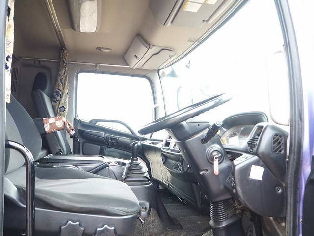 日野レンジャーセルフクレーン4段増トン（6t・8t）[写真34]