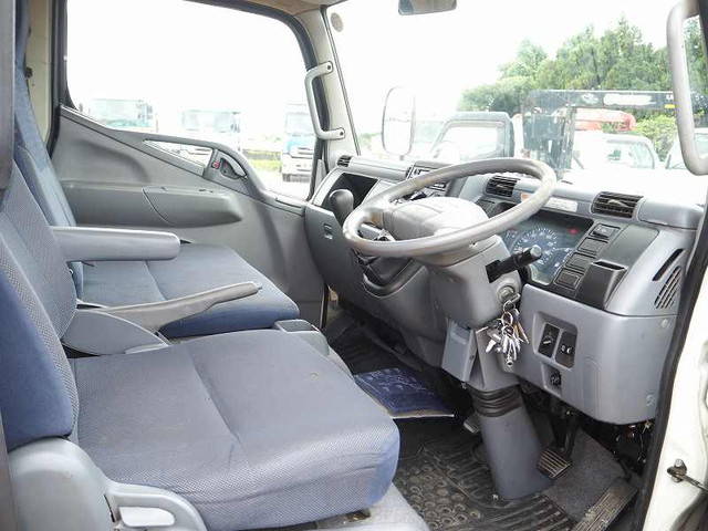 三菱ふそうキャンター高圧洗浄車小型（2t・3t）[写真34]