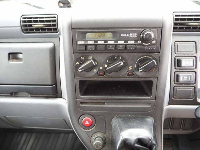 三菱ふそうキャンター高圧洗浄車小型（2t・3t）[写真37]