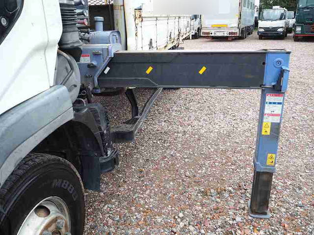 三菱ふそうファイタークレーン5段中型（4t）[写真12]