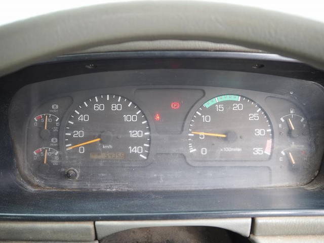 三菱ふそうファイタークレーン5段中型（4t）[写真40]