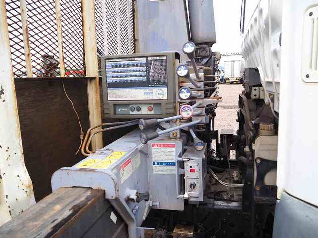 三菱ふそうファイタークレーン5段中型（4t）[写真09]