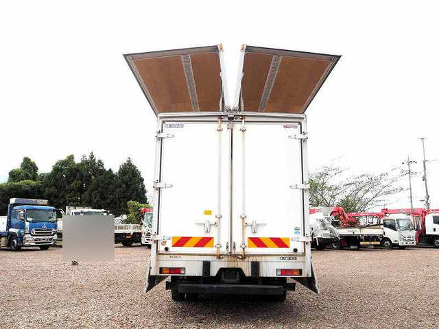 三菱ふそうキャンターアルミウイング小型（2t・3t）[写真06]