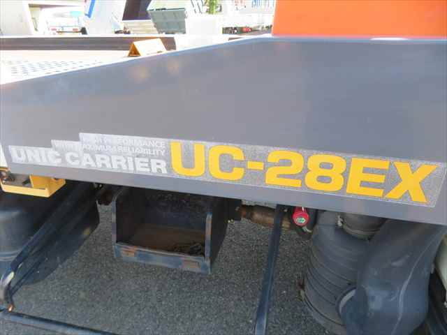 いすゞエルフキャリアカー小型（2t・3t）[写真15]