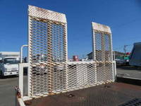 いすゞエルフキャリアカー小型（2t・3t）[写真21]