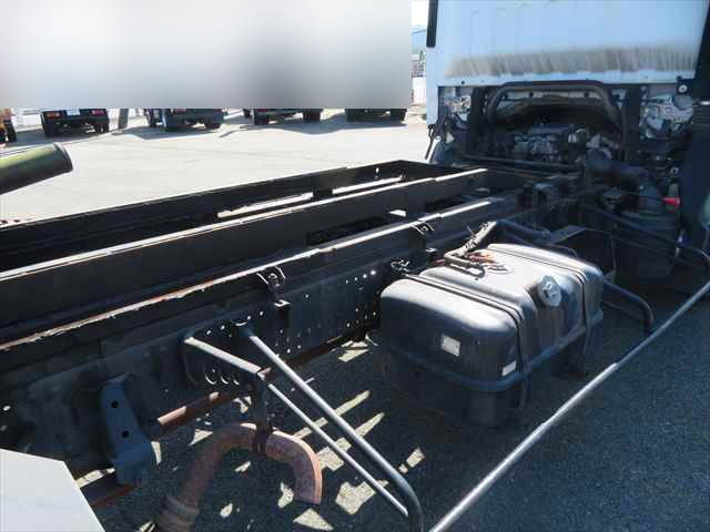 いすゞエルフキャリアカー小型（2t・3t）[写真26]