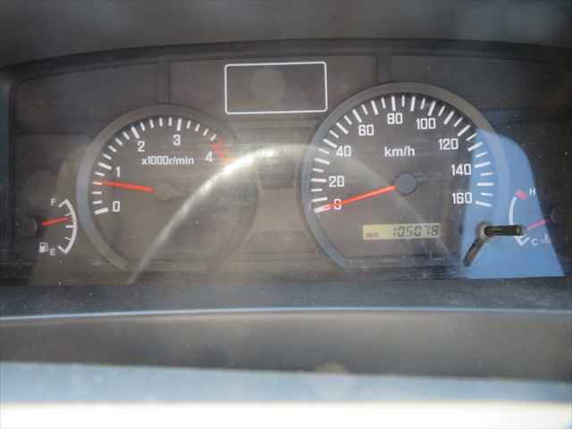 いすゞエルフキャリアカー小型（2t・3t）[写真30]