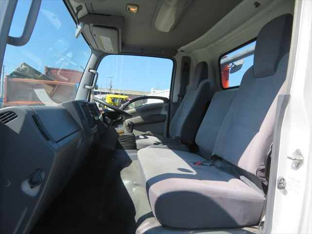 いすゞエルフキャリアカー小型（2t・3t）[写真40]