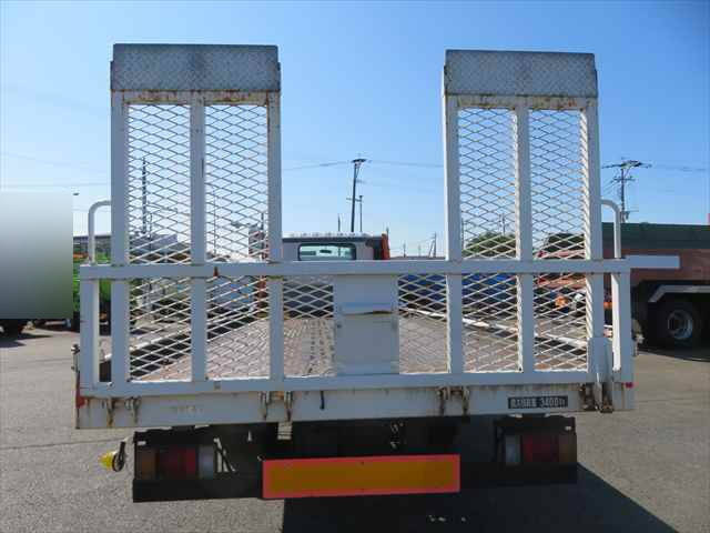 いすゞエルフキャリアカー小型（2t・3t）[写真08]