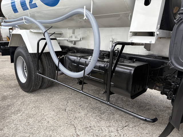 日野デュトロ散水車小型（2t・3t）[写真18]