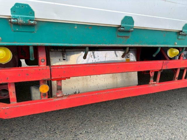 日野プロフィアアルミブロック大型（10t）[写真13]