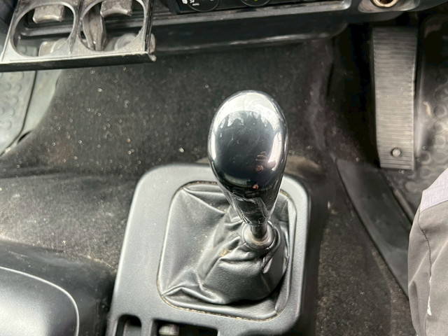 三菱ふそうファイターアルミブロック中型（4t）[写真17]