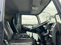 三菱ふそうファイターアルミブロック中型（4t）[写真28]