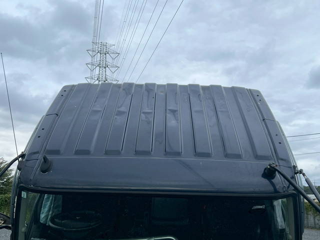 三菱ふそうファイターアルミブロック中型（4t）[写真32]