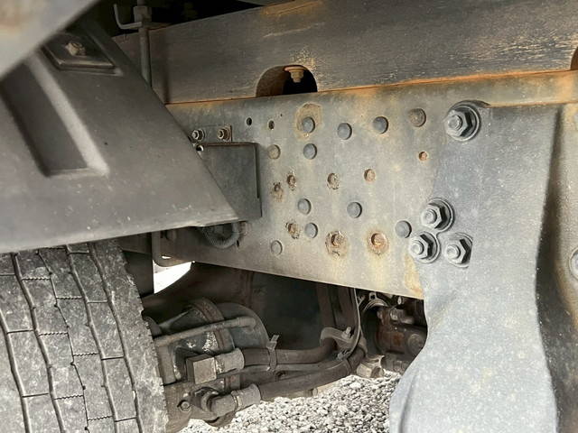 三菱ふそうファイターアルミブロック中型（4t）[写真36]