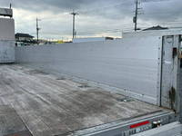 三菱ふそうファイターアルミブロック中型（4t）[写真08]