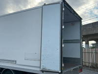 いすゞフォワード保冷バン増トン（6t・8t）[写真13]