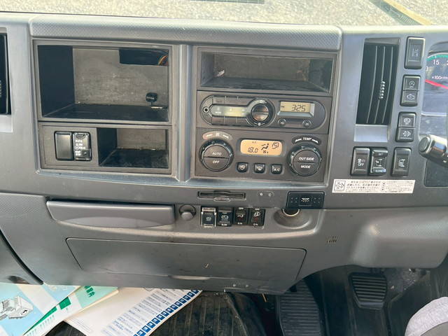 いすゞフォワード保冷バン増トン（6t・8t）[写真18]