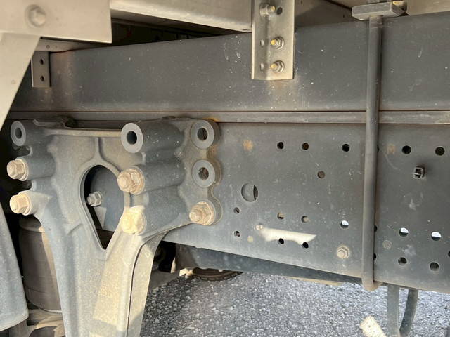 いすゞフォワード保冷バン増トン（6t・8t）[写真27]