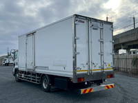 いすゞフォワード保冷バン増トン（6t・8t）[写真05]