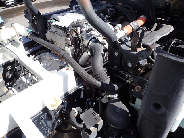 いすゞエルフ散水車小型（2t・3t）[写真11]