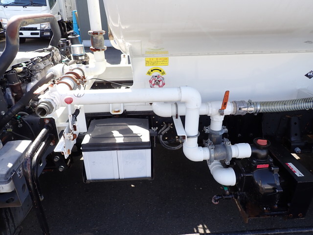 いすゞエルフ散水車小型（2t・3t）[写真13]