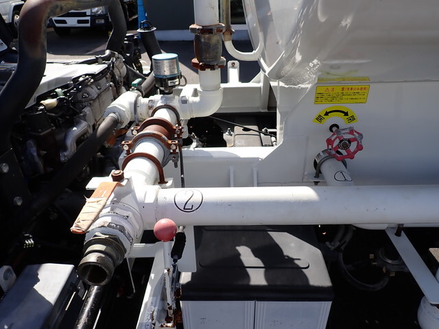 いすゞエルフ散水車小型（2t・3t）[写真15]