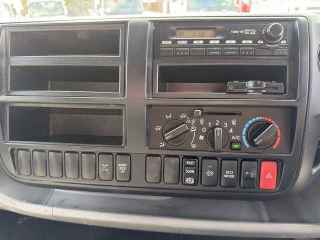 日野デュトロクレーン4段小型（2t・3t）[写真35]