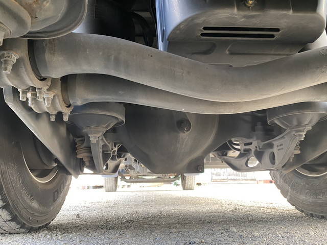 日野プロフィア幌車大型（10t）[写真18]