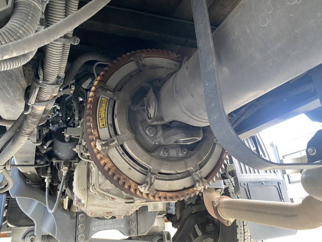 日野プロフィア幌車大型（10t）[写真21]