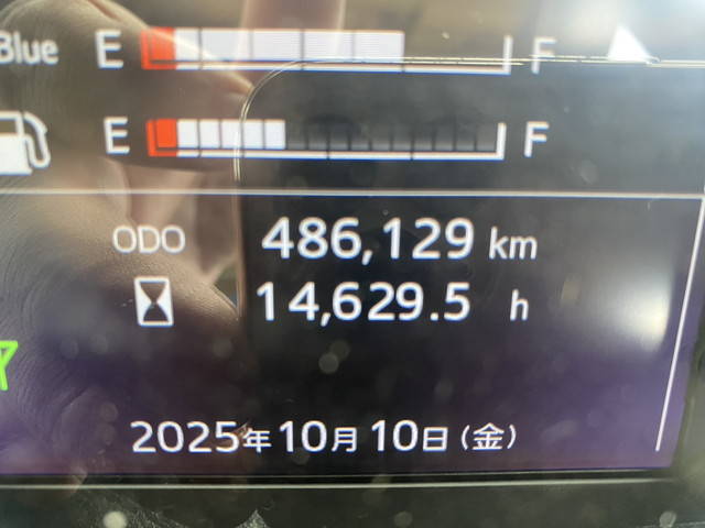 日野プロフィア幌車大型（10t）[写真23]