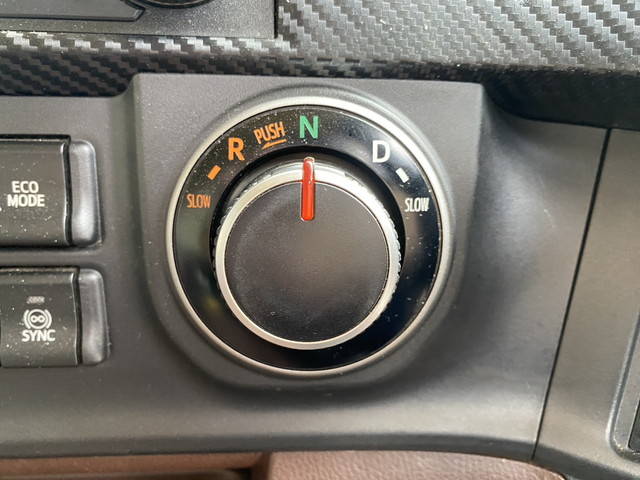 日野プロフィア幌車大型（10t）[写真24]