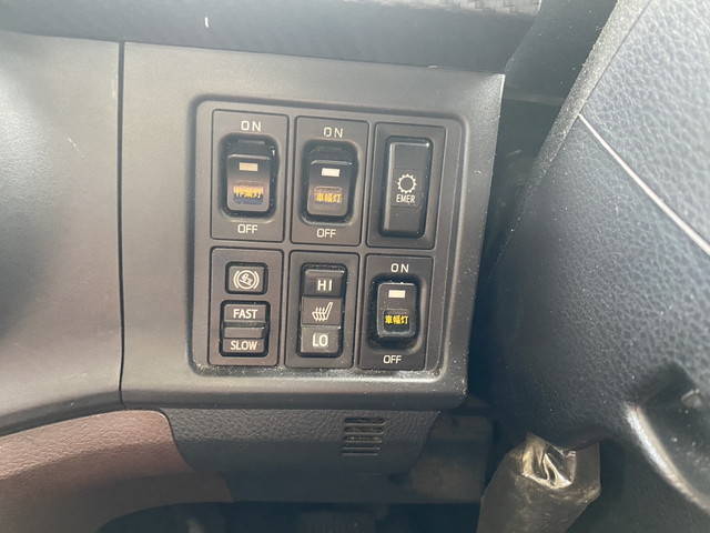 日野プロフィア幌車大型（10t）[写真28]