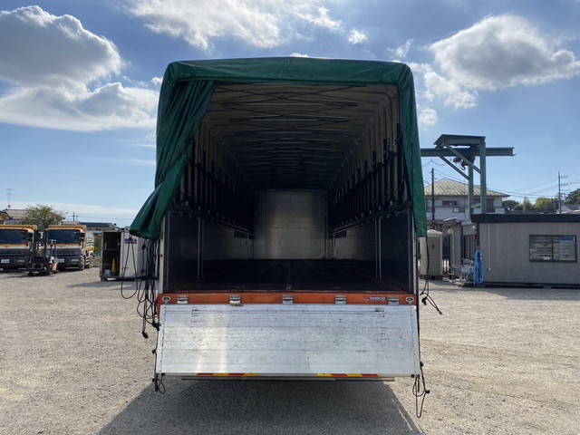 日野プロフィア幌車大型（10t）[写真08]