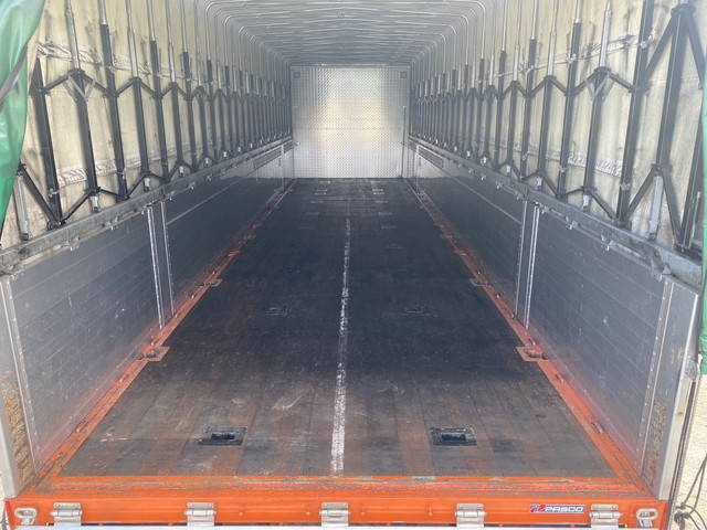 日野プロフィア幌車大型（10t）[写真09]