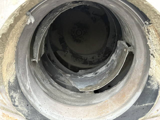 三菱ふそうスーパーグレートミキサー車（コンクリートミキサー）大型（10t）[写真14]