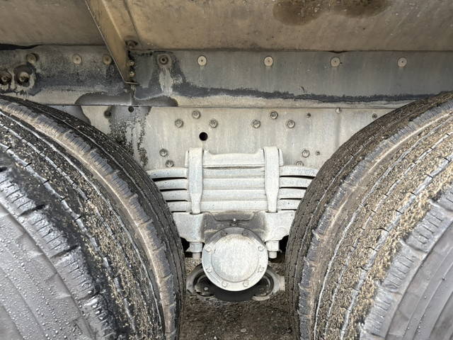 三菱ふそうスーパーグレートミキサー車（コンクリートミキサー）大型（10t）[写真22]