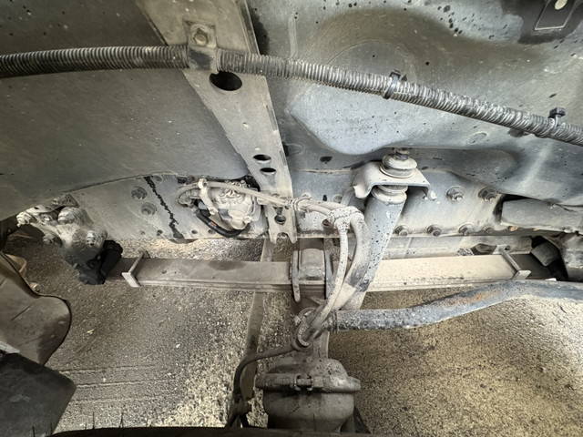 三菱ふそうスーパーグレートミキサー車（コンクリートミキサー）大型（10t）[写真31]