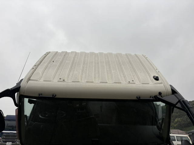 三菱ふそうスーパーグレートミキサー車（コンクリートミキサー）大型（10t）[写真34]