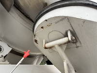 三菱ふそうスーパーグレートミキサー車（コンクリートミキサー）大型（10t）[写真39]