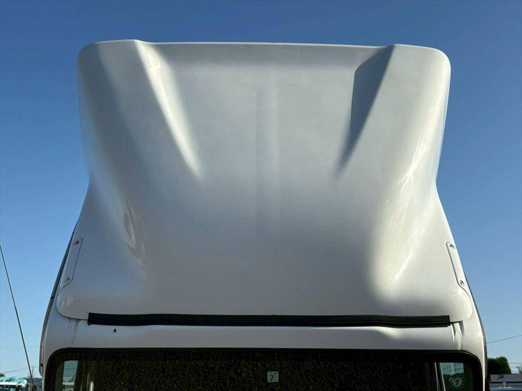 いすゞエルフアルミバン小型（2t・3t）[写真18]