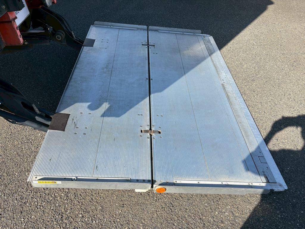 日野レンジャー冷凍車（冷蔵車）増トン（6t・8t）[写真11]