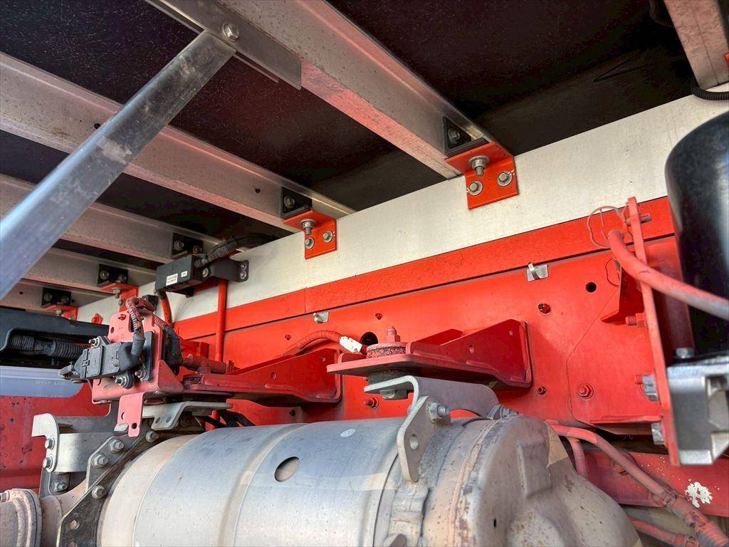 日野レンジャー冷凍車（冷蔵車）増トン（6t・8t）[写真17]