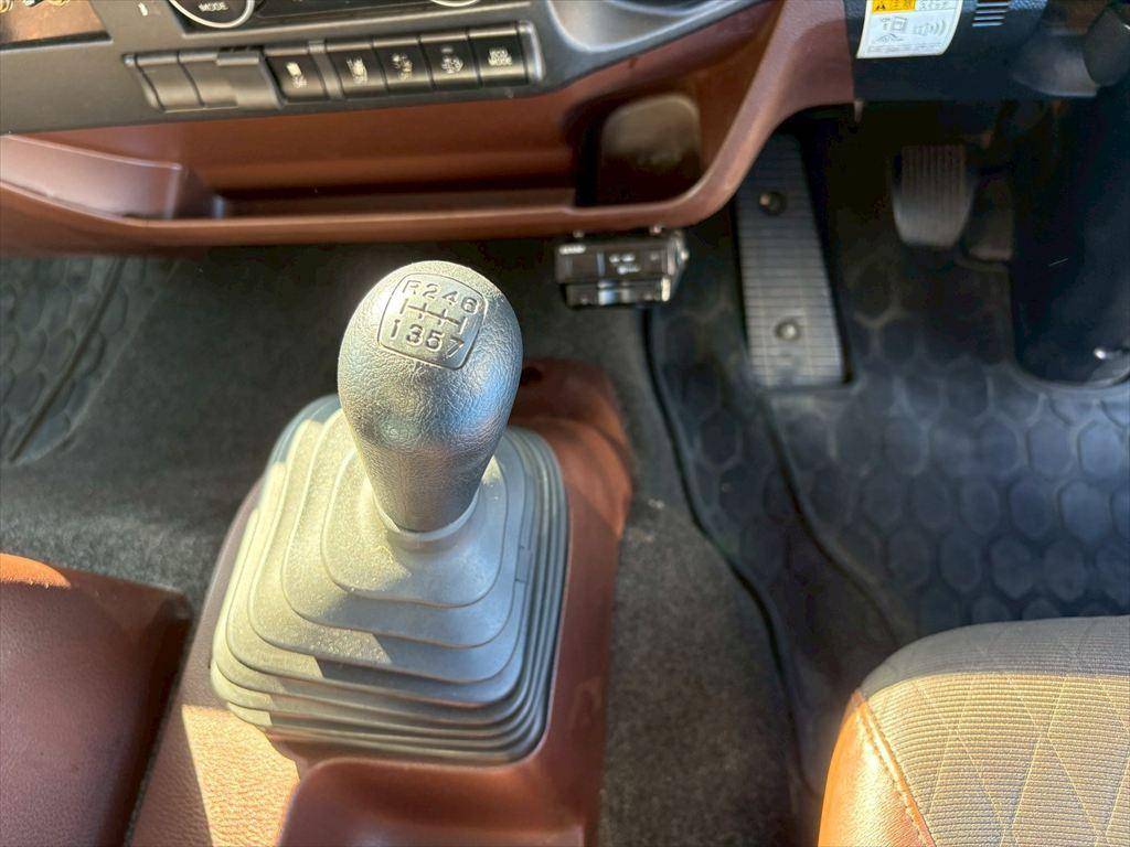 日野レンジャー冷凍車（冷蔵車）増トン（6t・8t）[写真22]