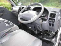 日産バネット平ボディ小型（2t・3t）[写真15]