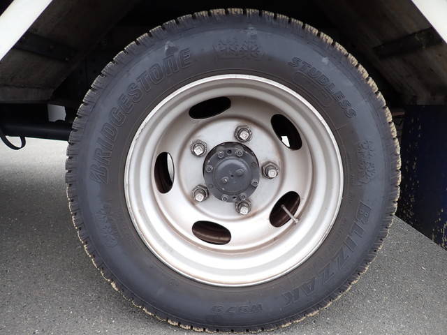 三菱ふそうキャンター冷凍車（冷蔵車）小型（2t・3t）[写真13]