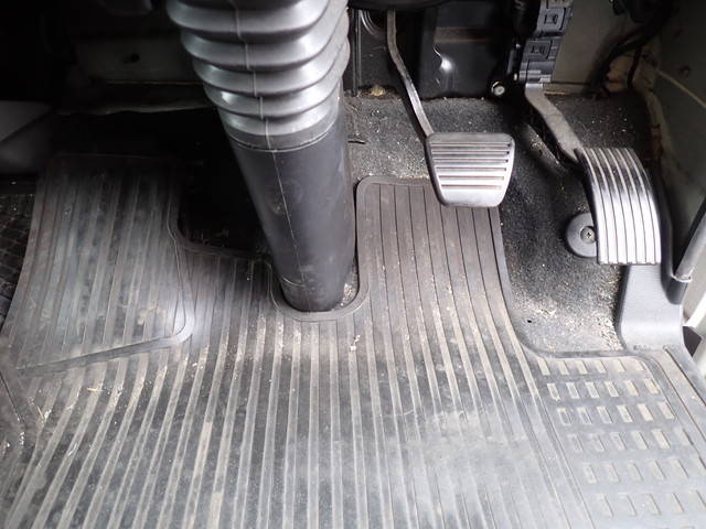 三菱ふそうキャンター冷凍車（冷蔵車）小型（2t・3t）[写真34]